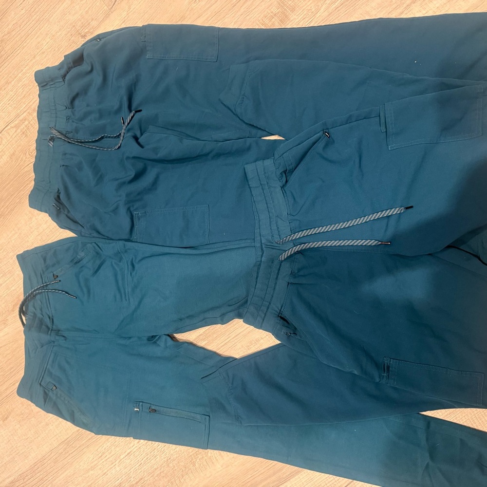 Jaanuu Dark Teal medical scrubs